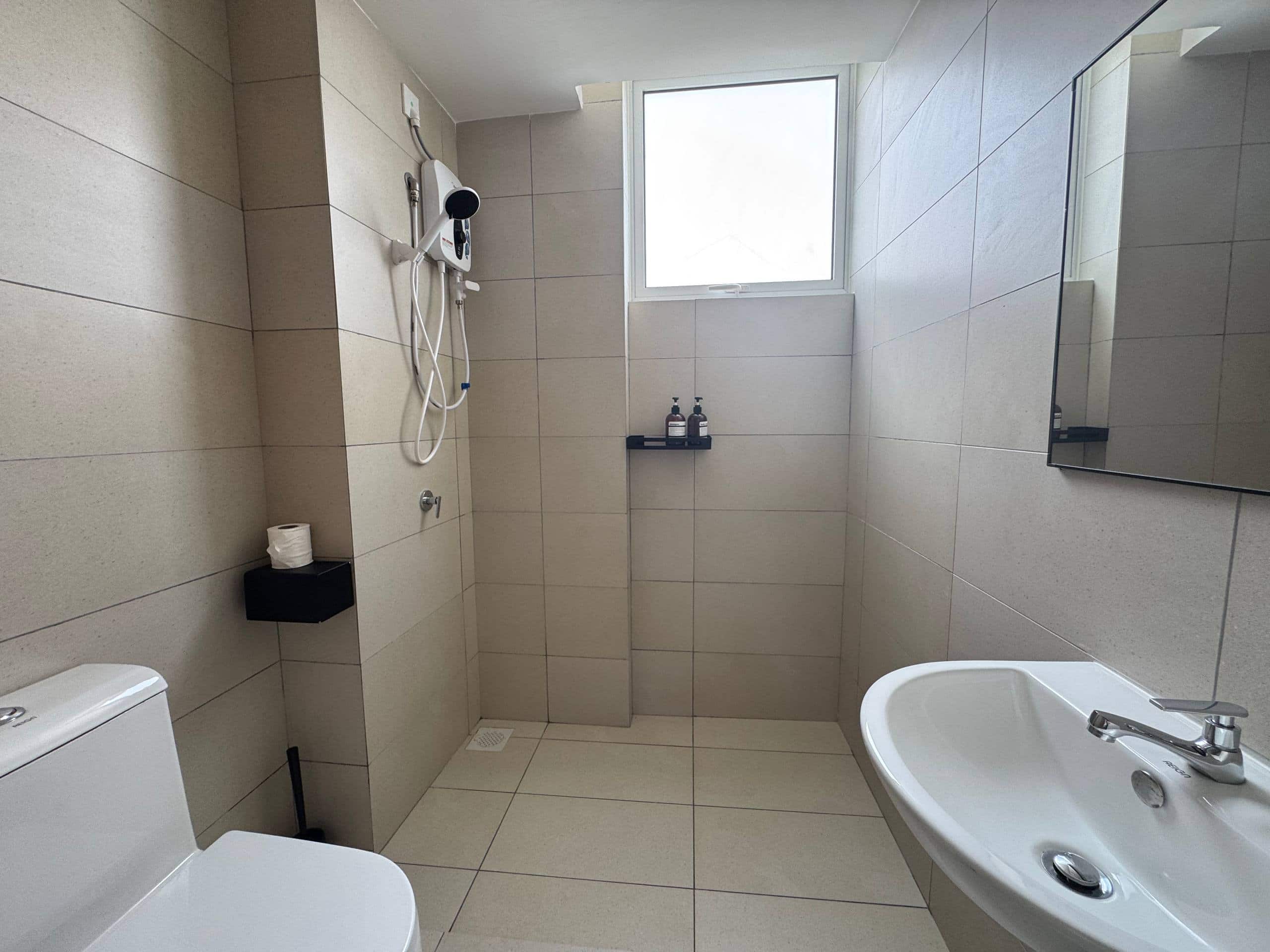 *For Rent*

MBW Bay-Florian Residence
Vista Tiara … 8