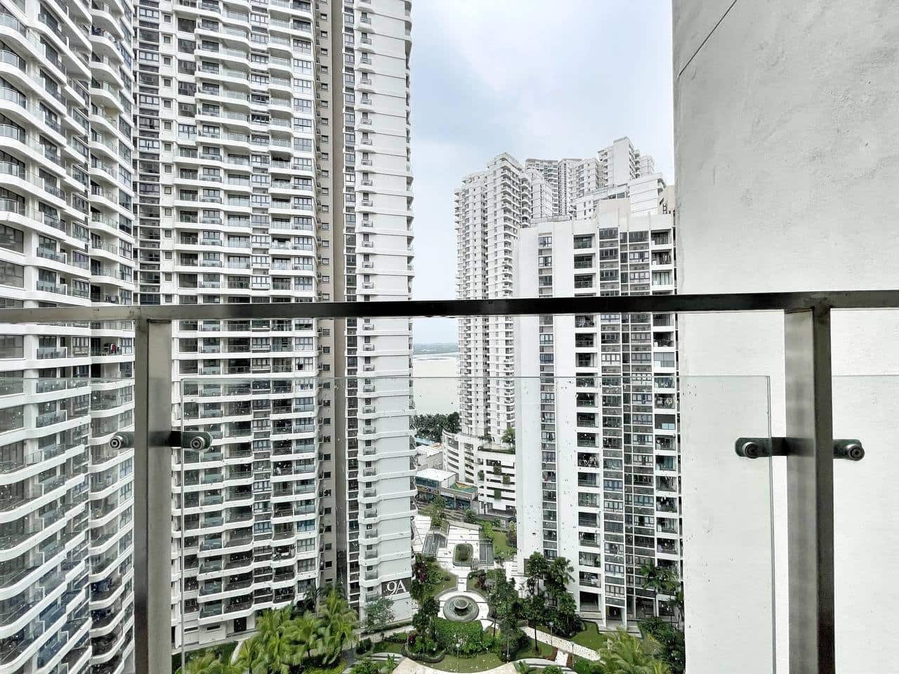 For Rent (PH5797)

Amberside @ Danga Bay • JBCC

☑… 4