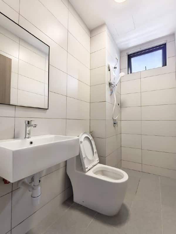 ‼️ JB TOWN FOR RENT ‼️
坡底市区走路到关卡的全新两房公寓 😍
CIQ Area… 8
