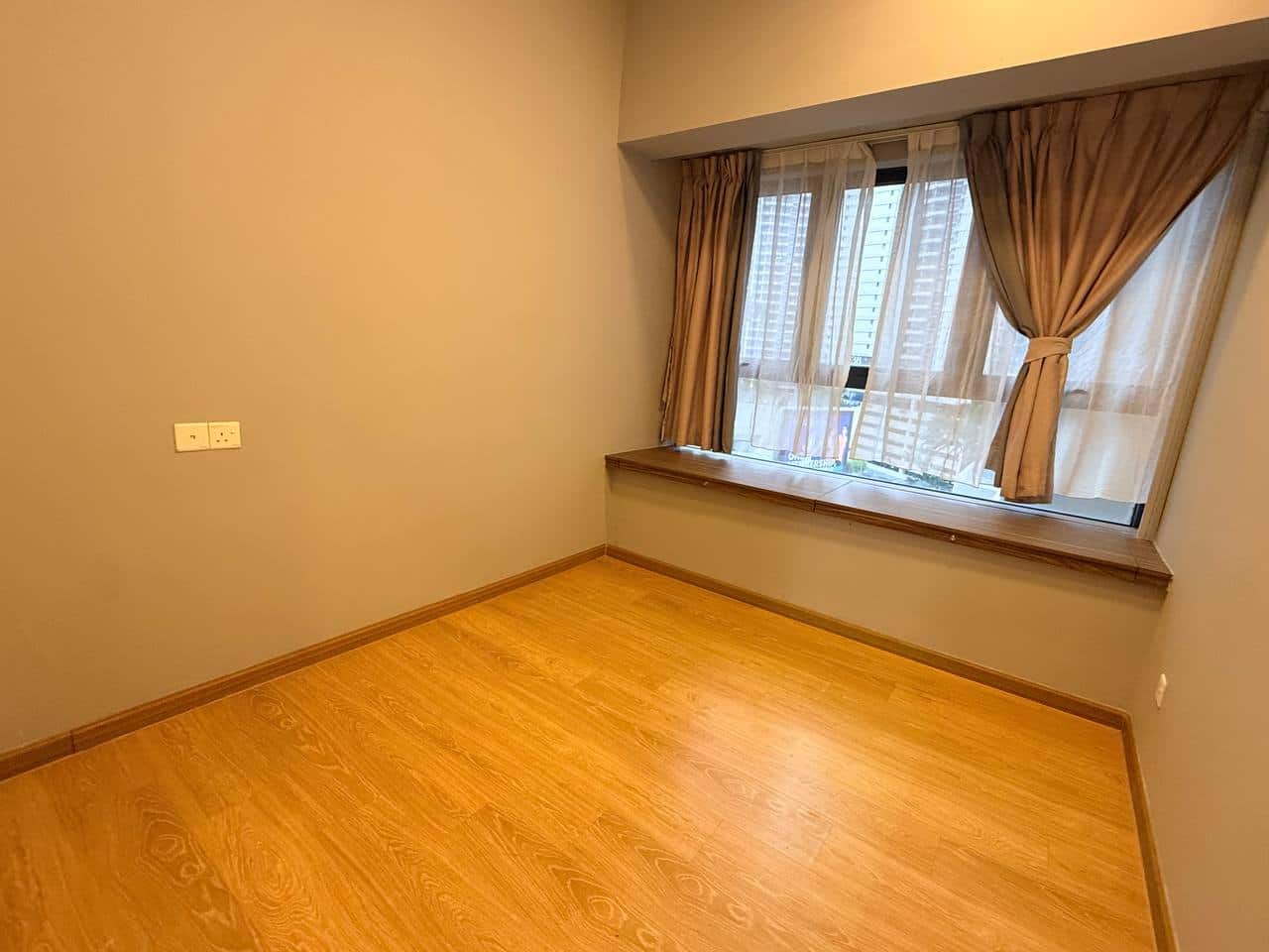 For Rent （JQ8572） 
Amberside Country Garden
 📍Dang… 5