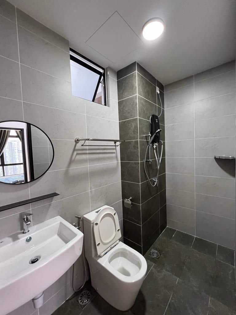 FOR RENT (EE3618) 

Property Address / Area : Twin… 3