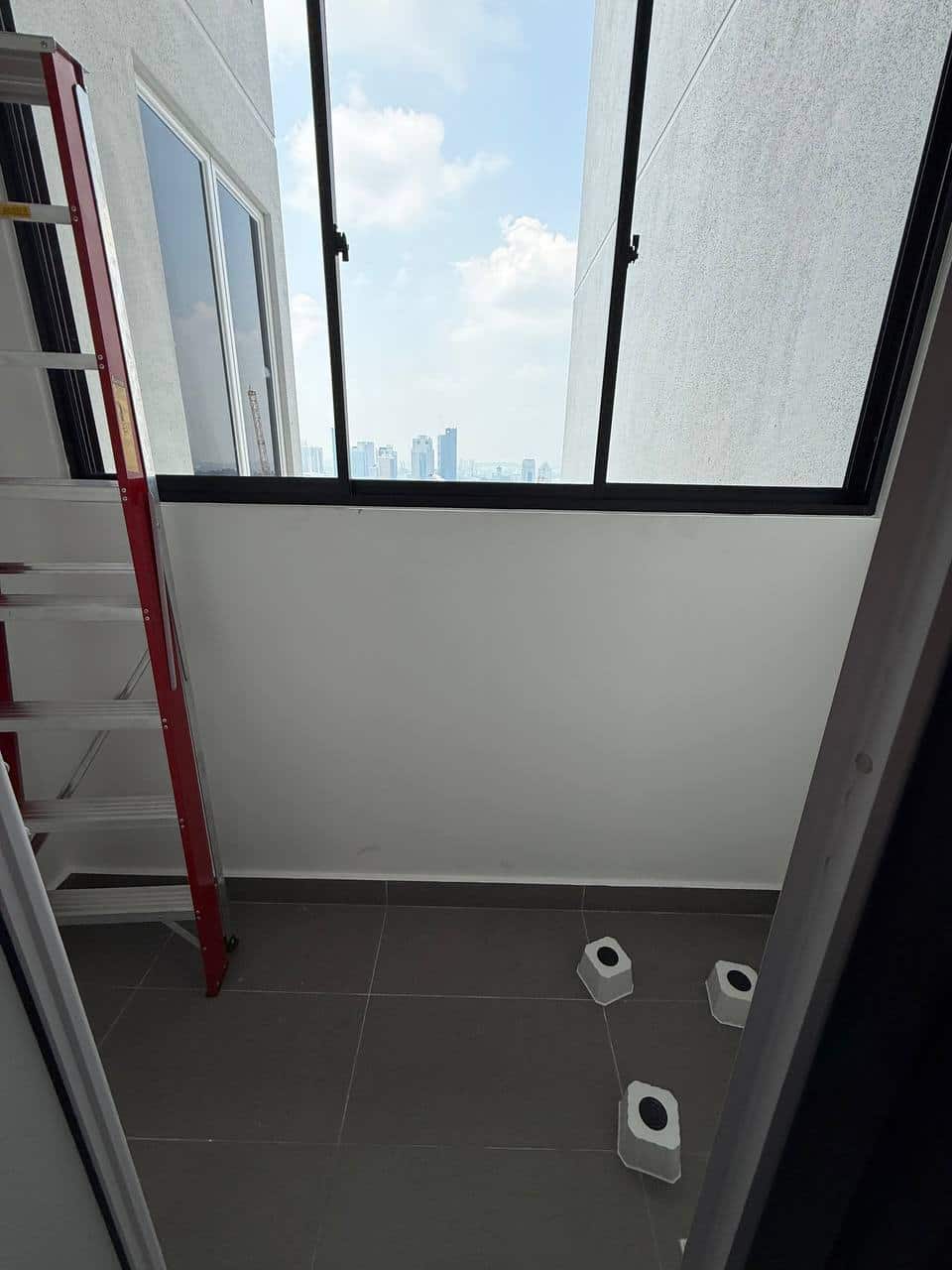For rent

📍Trellis Residence

- Block B
- ⁠high fl… 7