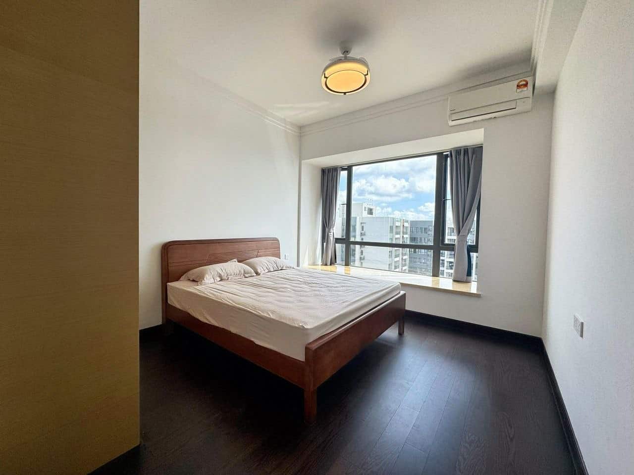 🔥For Rent🔥 Price drop‼️

 R&F Phase 2 高楼海景单位 【B1-2… 5