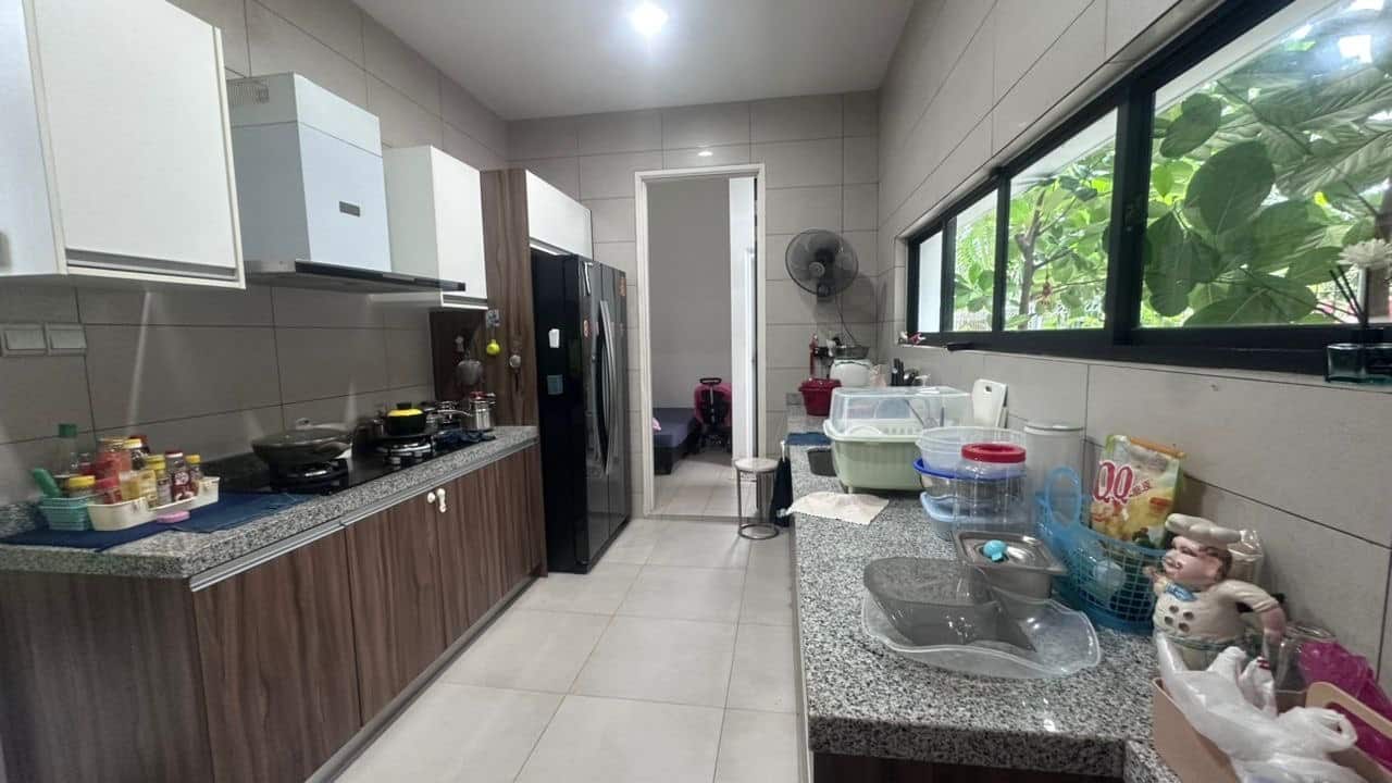 *For Sale*🔥

*Reduce price*🔥

Isola Grandeur Bunga… 2