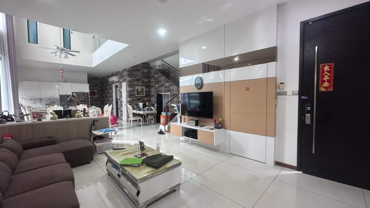 *For Sale*🔥

*Reduce price*🔥

Isola Grandeur Bunga… 10