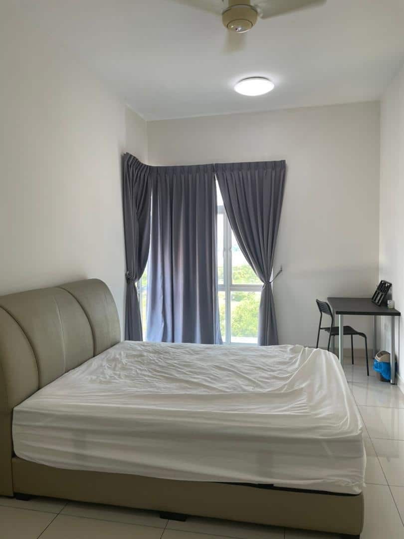 🌟 Walking Distance to CIQ | For Sale 🌟

🏡 Skysuite… 2