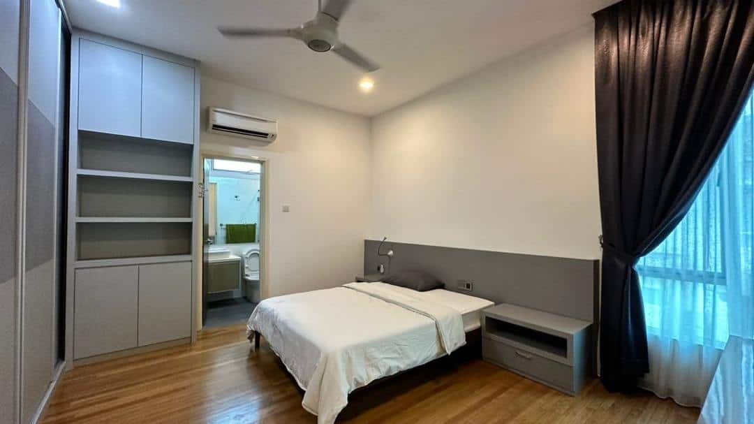 For rent 🔥
adjust rental

Isola Villa Senibong Cov… 2