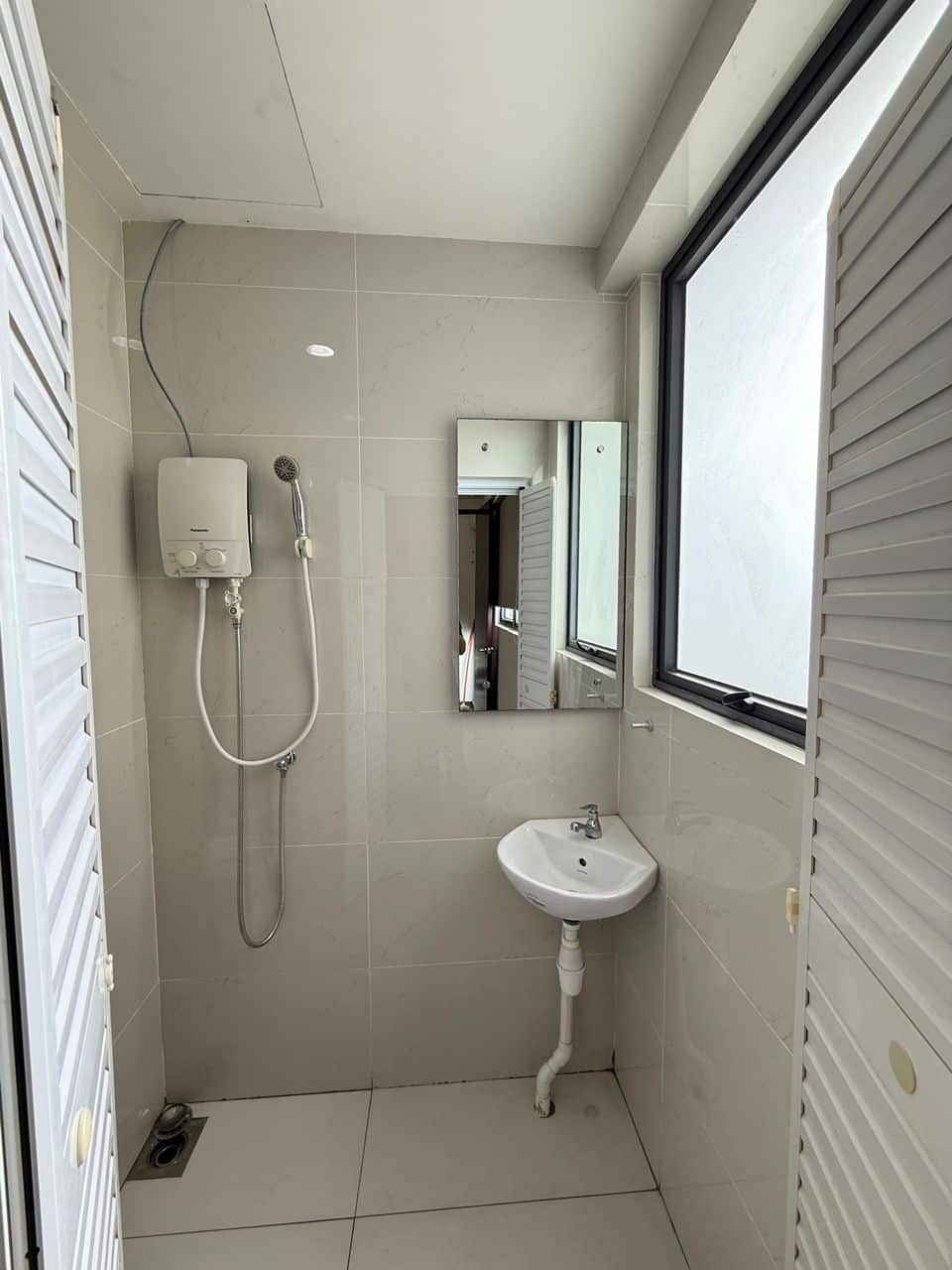 For Rent (MC8445)

🏢 Country Garden Danga Bay – Ki… 6