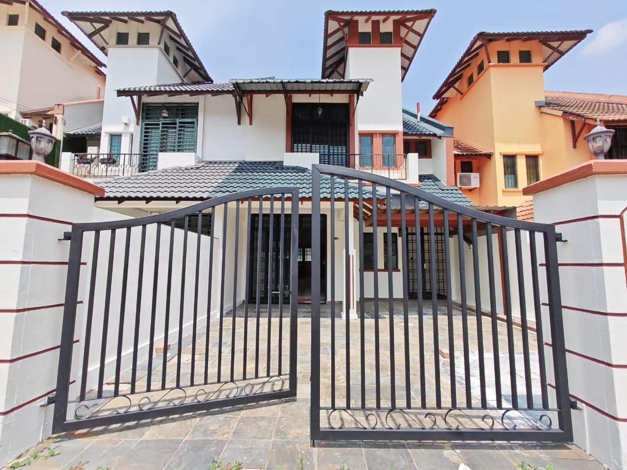 🔥SUPER CHEAP UNIT FOR RENT🔥

Perling
Jalan Permata…