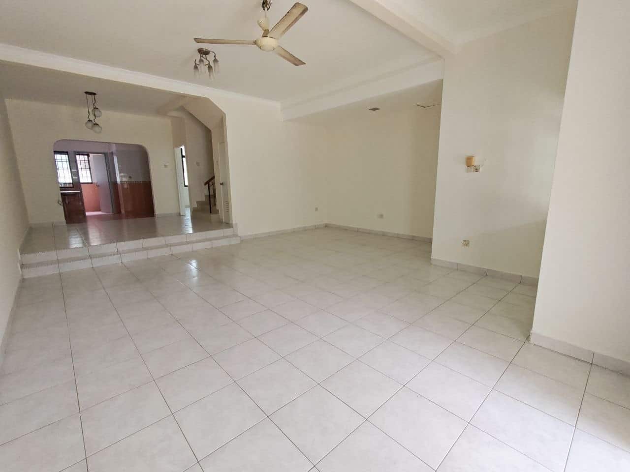 🔥SUPER CHEAP UNIT FOR RENT🔥

Perling
Jalan Permata… 5