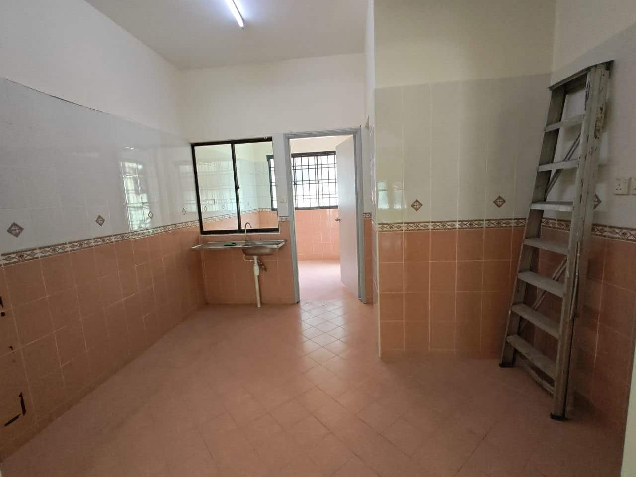 🔥SUPER CHEAP UNIT FOR RENT🔥

Perling
Jalan Permata… 7