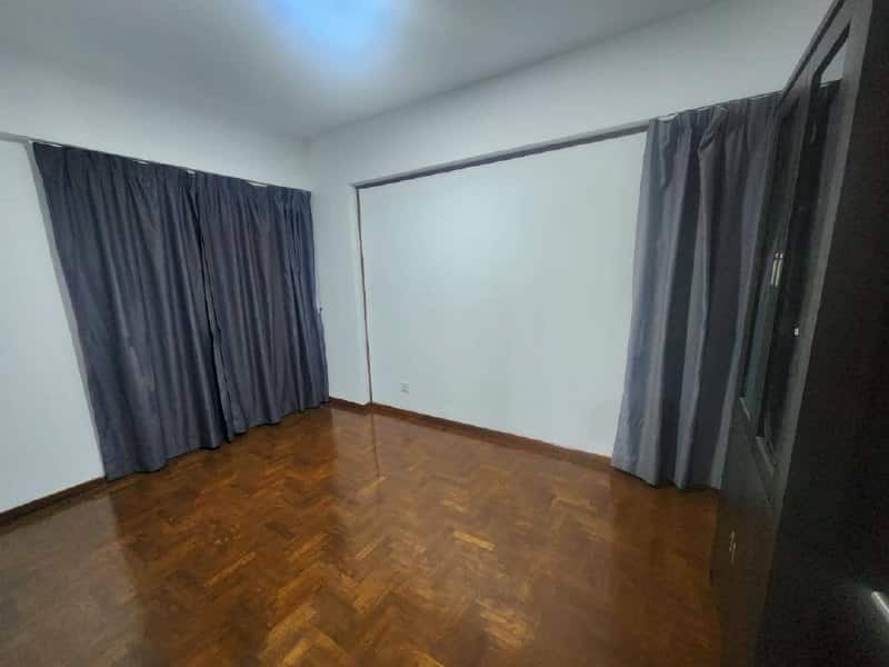 For Rent ( DZ0507 ) 

Molek Pine 1 

Bedroom : 3+1… 1