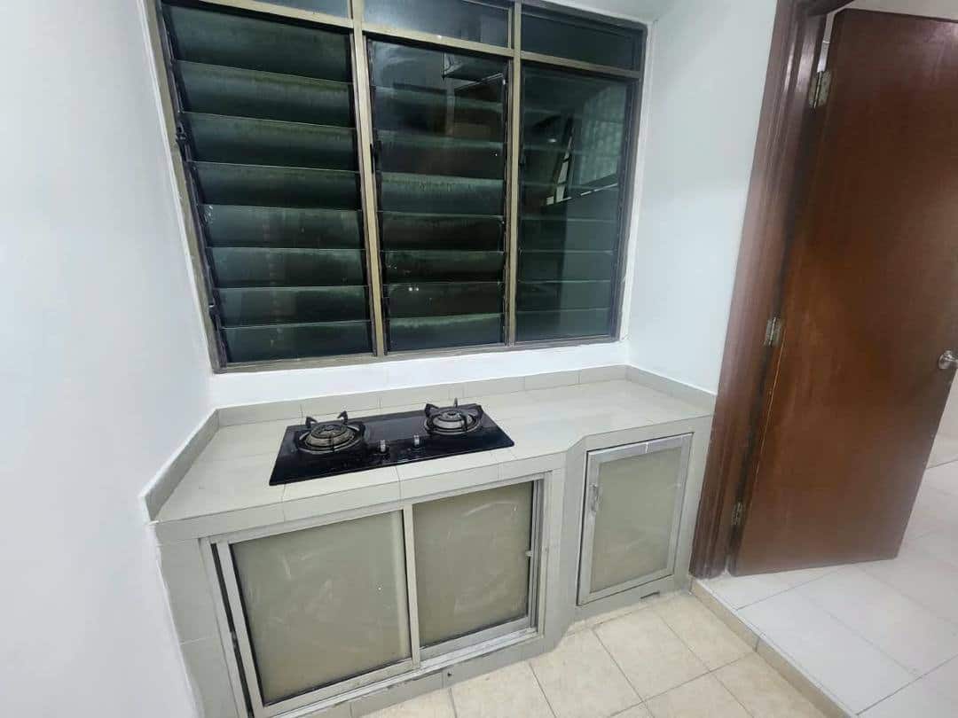 For Rent ( DZ0507 ) 

Molek Pine 1 

Bedroom : 3+1… 5