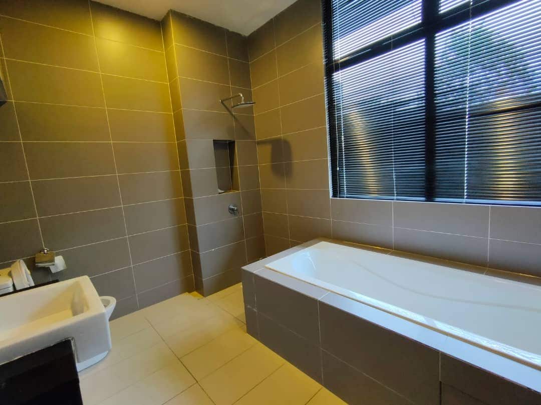 For rent / sell

*Senibong cove @ The Wateredge*

… 3