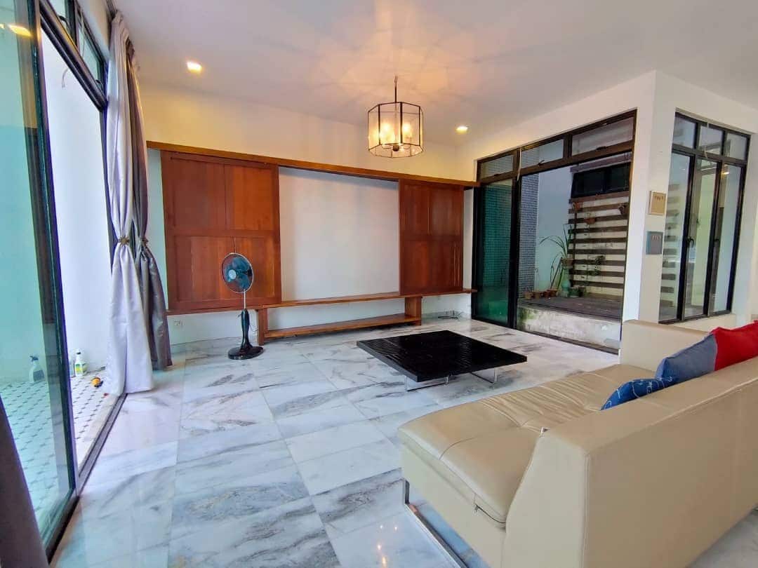 For rent / sell

*Senibong cove @ The Wateredge*

… 7
