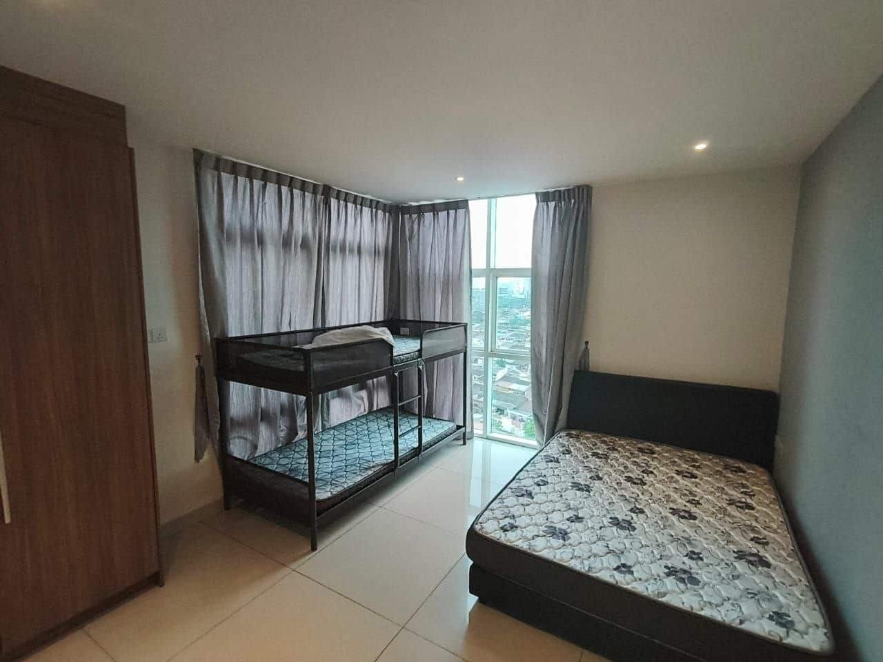 For Rent WTL 

KSL D'Esplanade Residence
2 bedroom… 2
