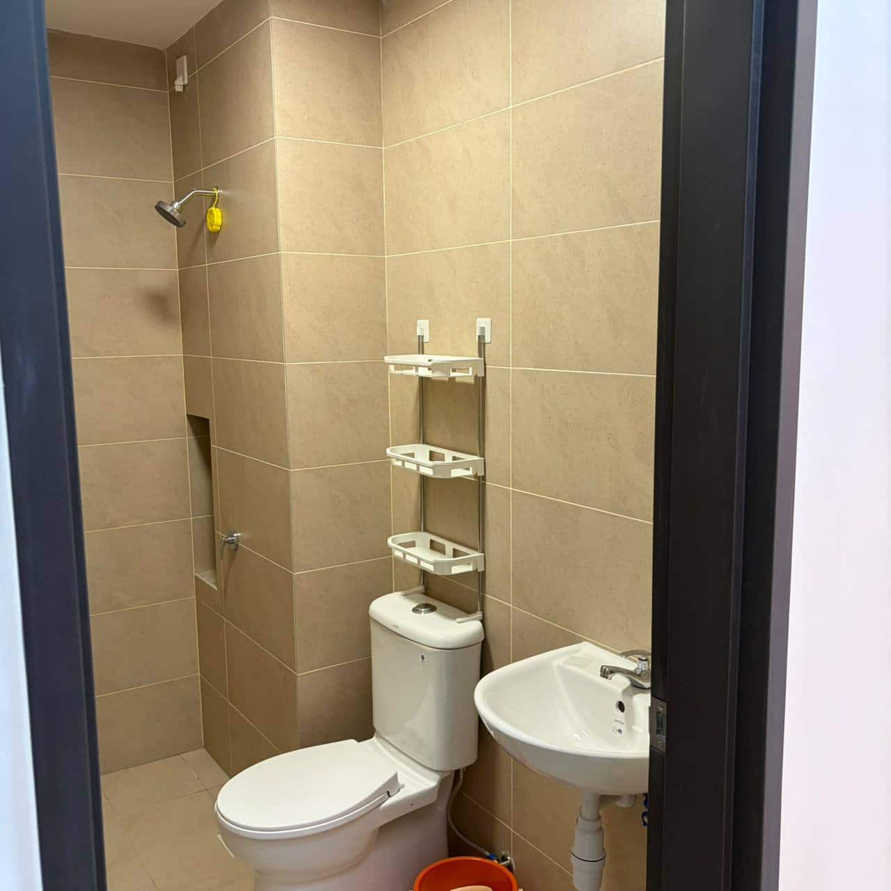 FOR RENT | PANDAN HEIGHTS

Brand New Unit | Low Fl… 5
