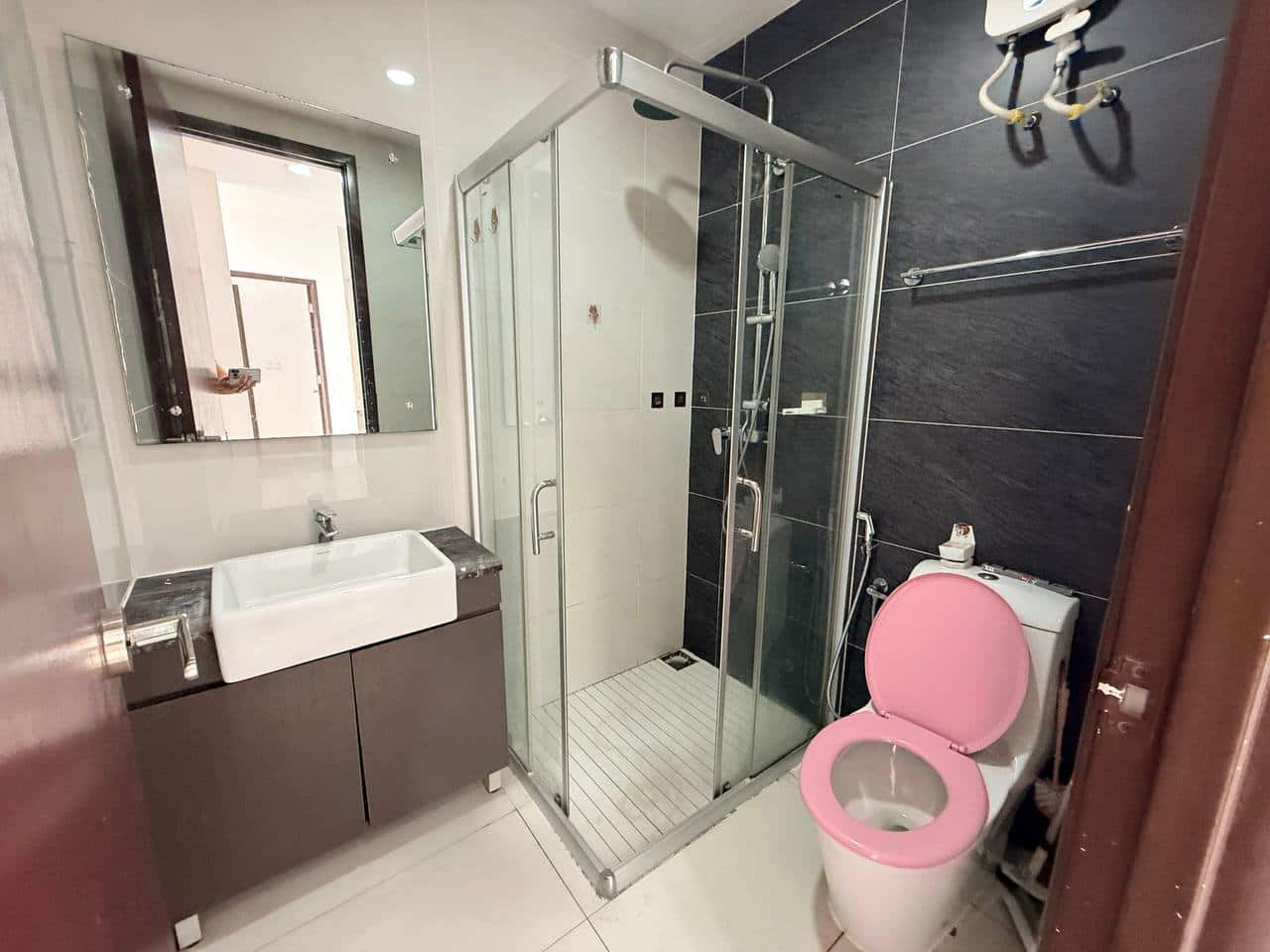 For Rent （JQ8572）

Royal Strand Country Garden 
📍D… 2