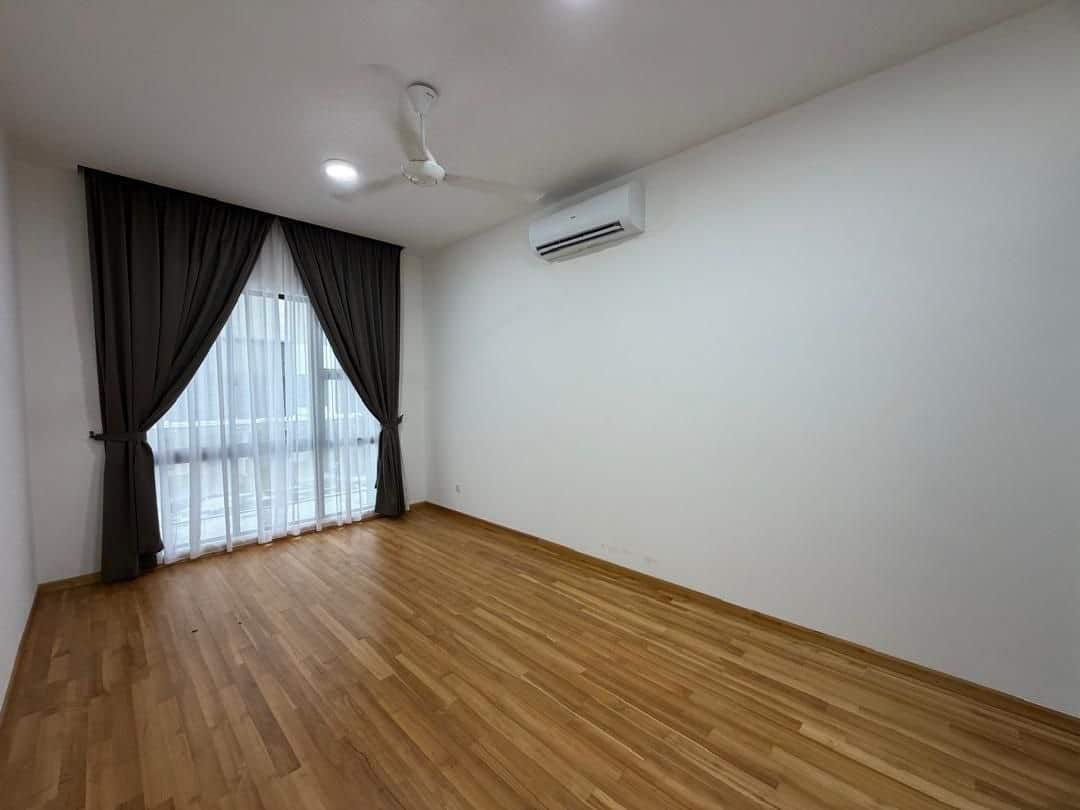 For Rent(RR969)
Waterway Residence, Senibong Cove
… 7