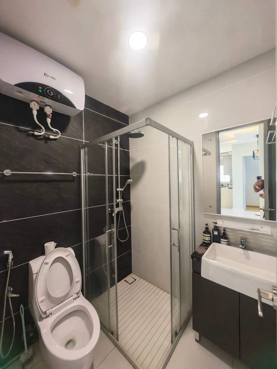 For Rent WTL 

Lovell Country Garden Danga Bay
Hig…