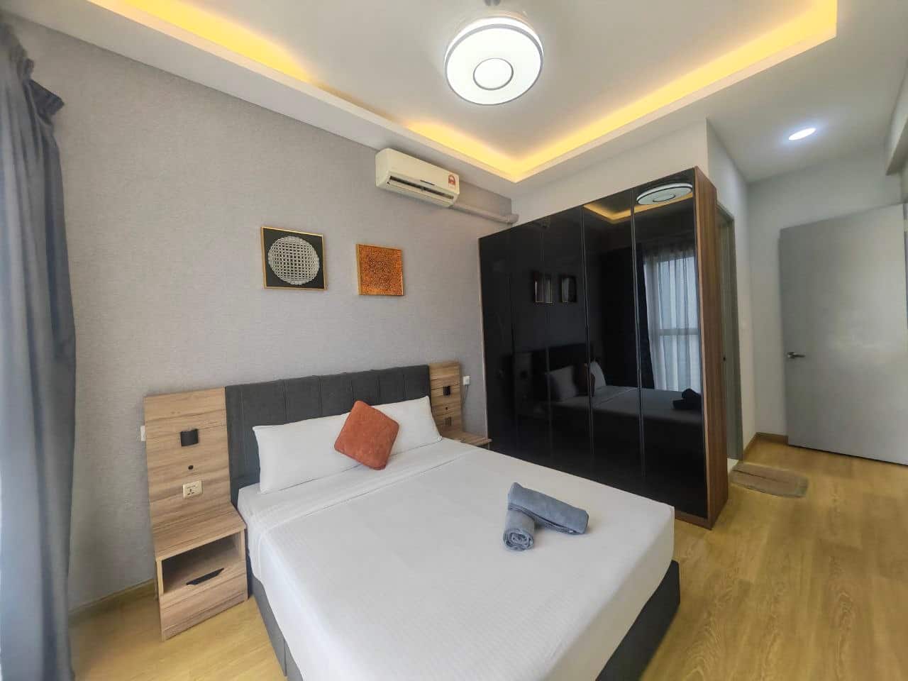 For Rent WTL 

Lovell Country Garden Danga Bay
Hig… 9
