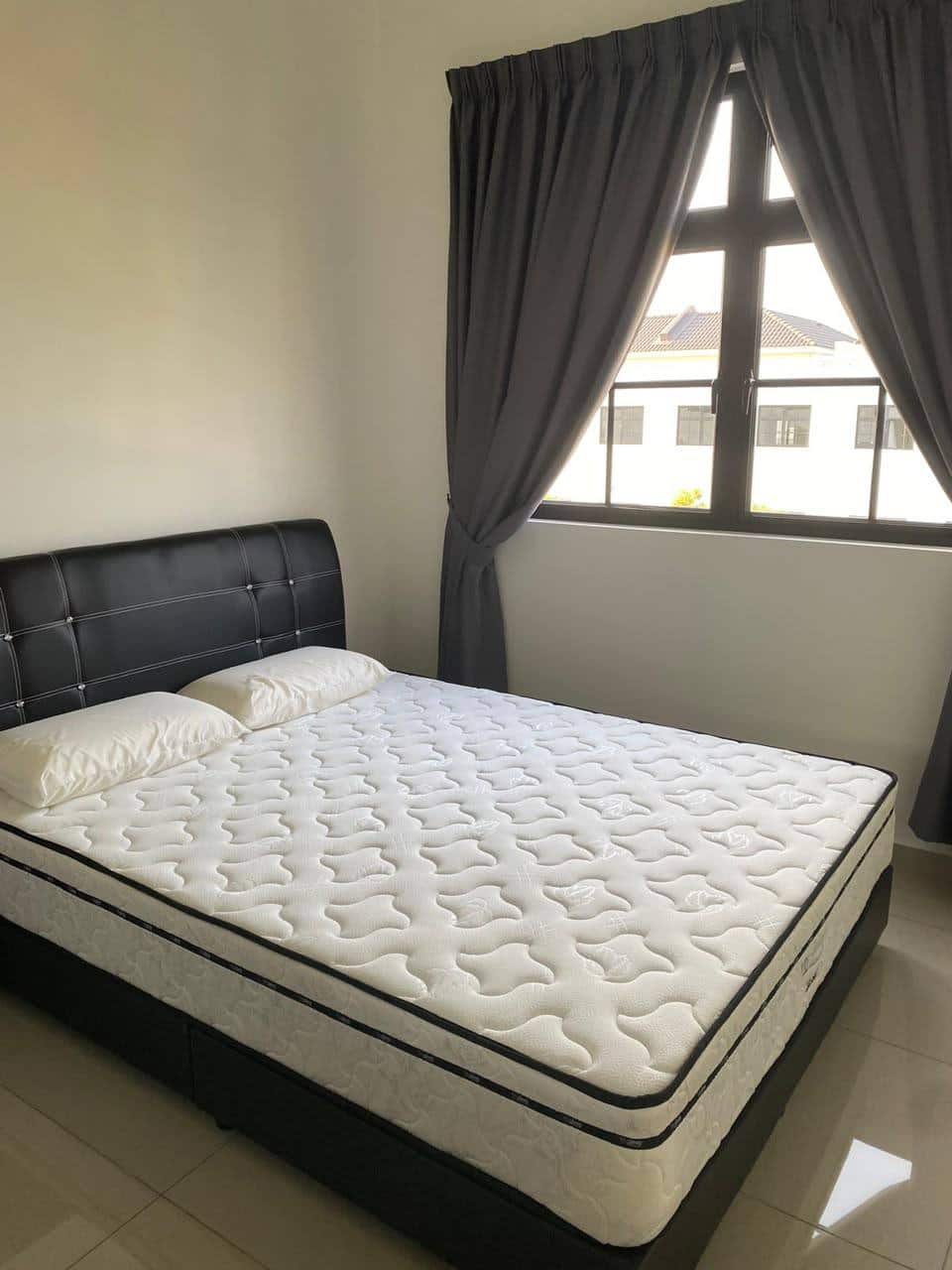 For Rent (AH7799)
The Tate Eco Botanic 
Double Sto… 4