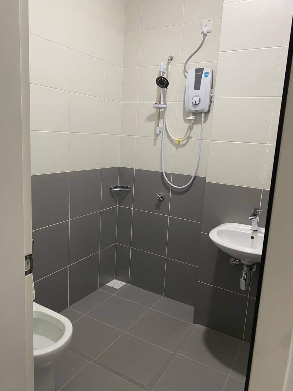 For Rent (AH7799)
The Tate Eco Botanic 
Double Sto… 10