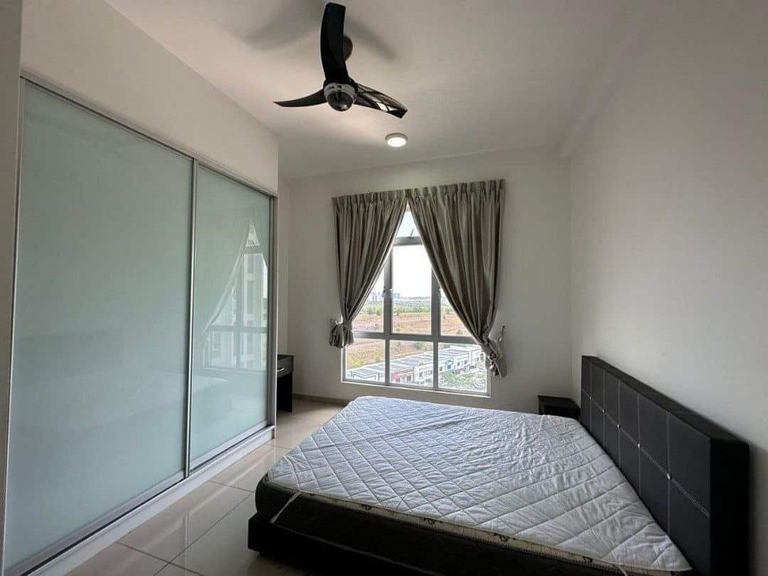 For Rent (MF4288)

* One Sentral Service Apartment… 4