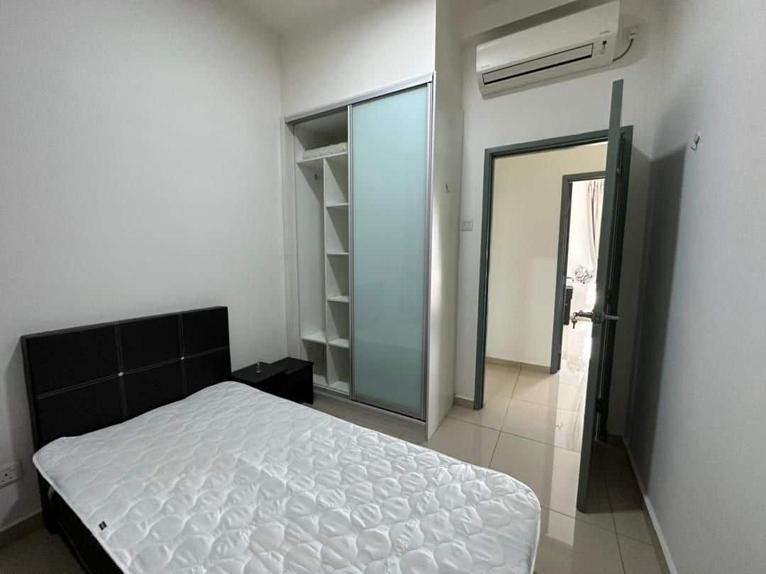 For Rent (MF4288)

* One Sentral Service Apartment… 5