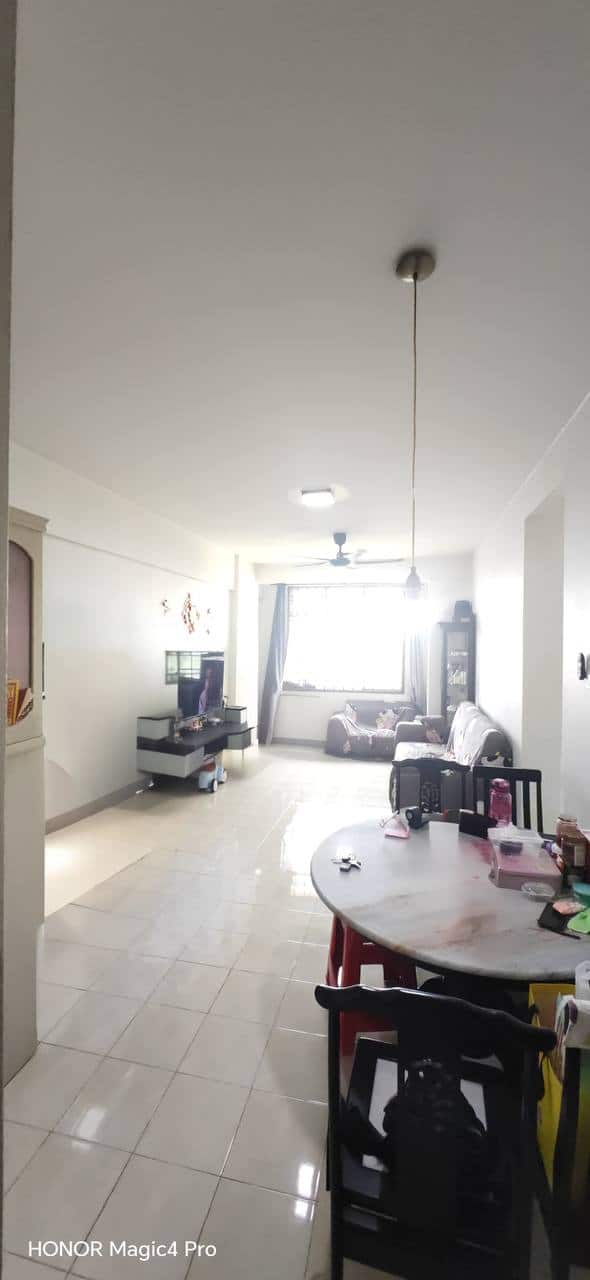For rent ( LL8062 )
Bukit indah @ Indah Court 
3be… 4