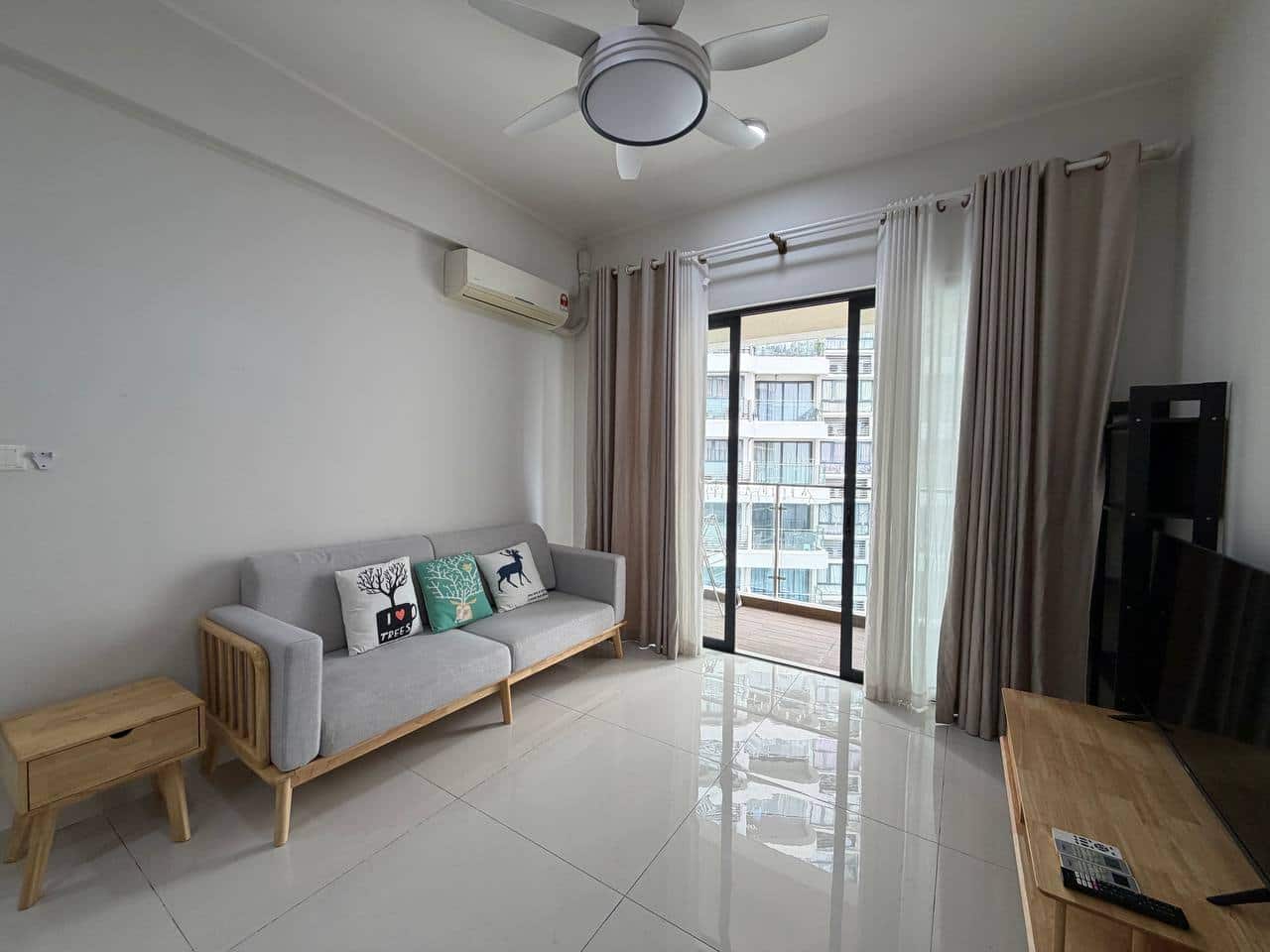For Rent (ML0255)

Amberside Country Garden Danga … 2