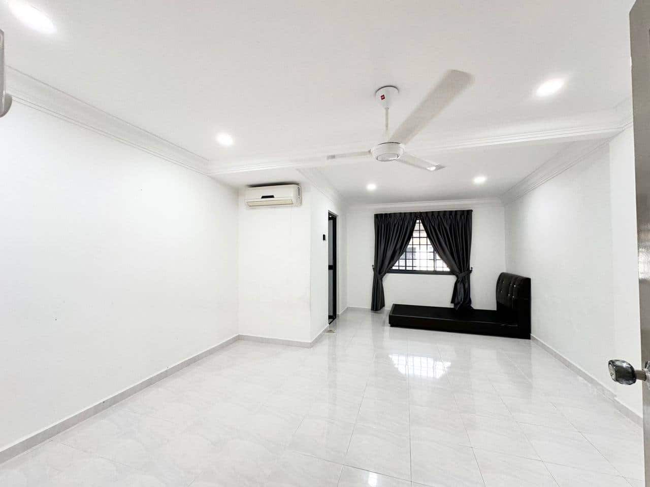For Rent (AH7799)
Hang Jebat Tun Aminah Skudai Bar… 2