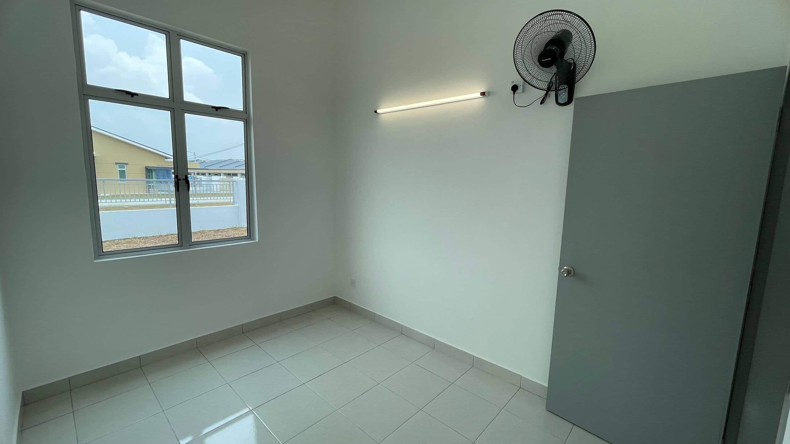 For Rent (EP4858)

Brand New Single Storey Corner … 5
