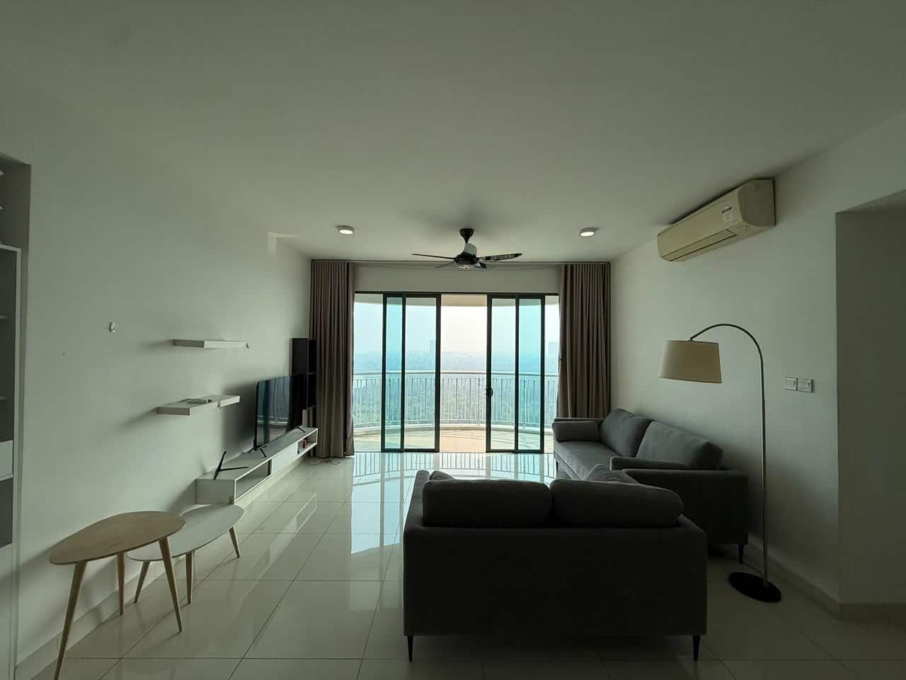 For Rent ( DZ0507 ) 

Teega Residence Tower A 

Hi… 3