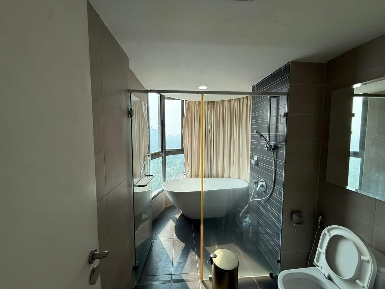 For Rent ( DZ0507 ) 

Teega Residence Tower A 

Hi… 5