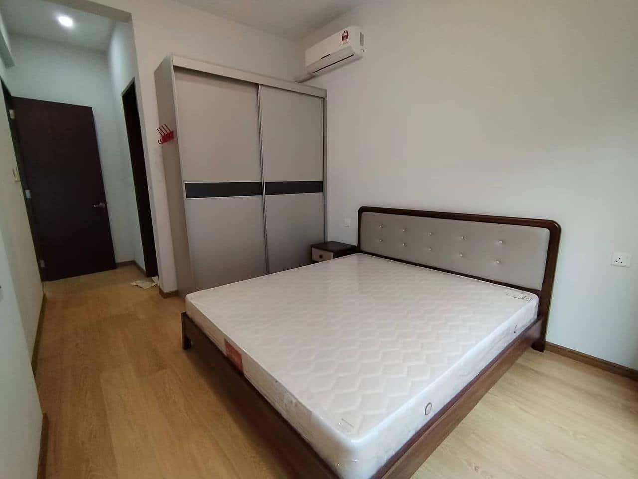 For Rent (ML0255)

🏬 Bay Point Country Garden Dang… 2