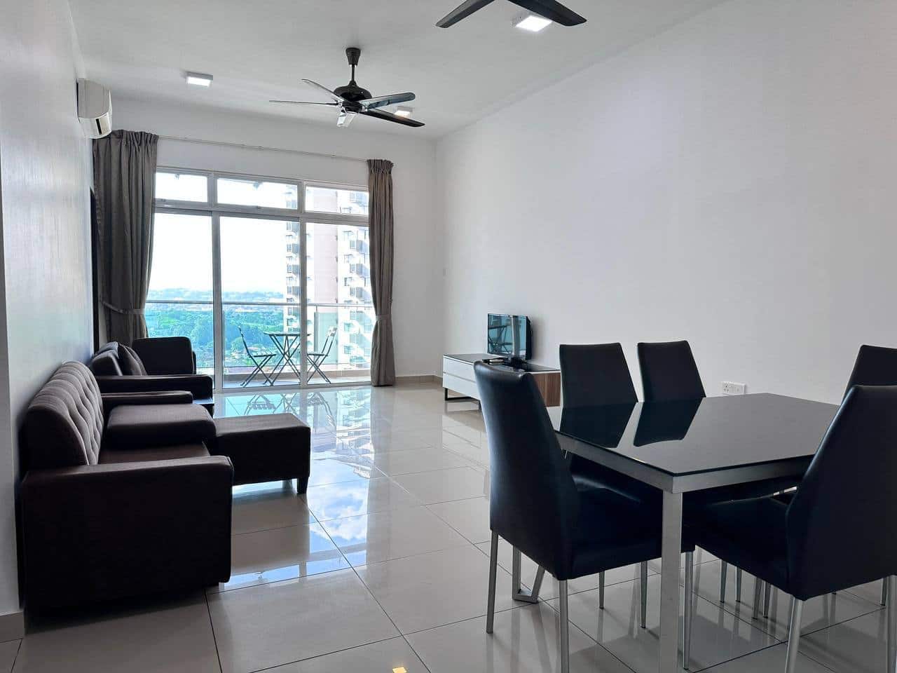 M condo @ Larkin For Rent

middle floor
3 Bedroom,… 2