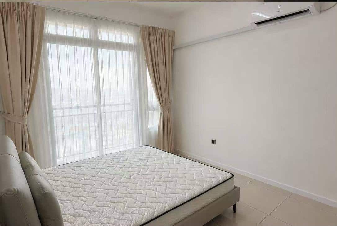 🏡 FOR RENT (LL8062)
*Brand new Apartment For Rent*… 4