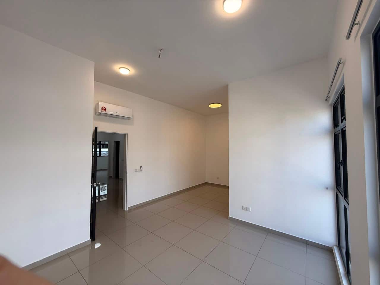 For Rent ( TP 8583) 

The Tate @ Eco Botanic

- Do… 4