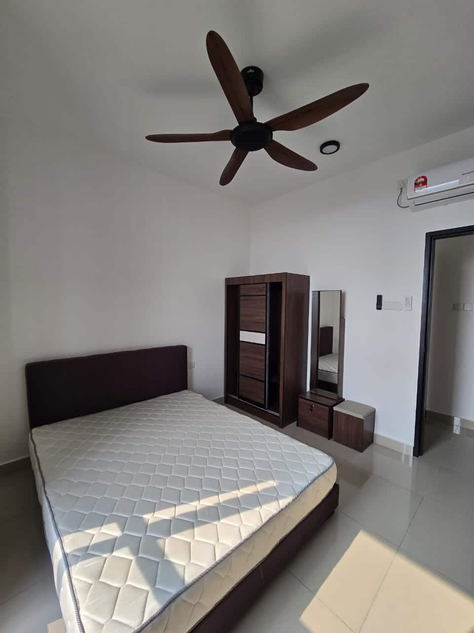 For Rent (AL7885)

📍Trellis Residence Block A

✅ 1… 2
