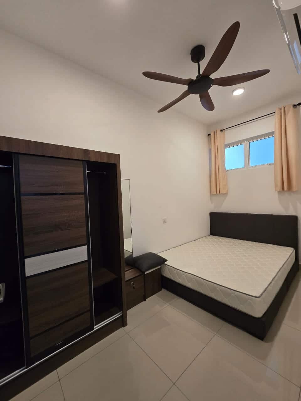 For Rent (AL7885)

📍Trellis Residence Block A

✅ 1… 8