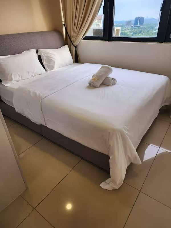 Service Apartment D'Pristine Medini 6