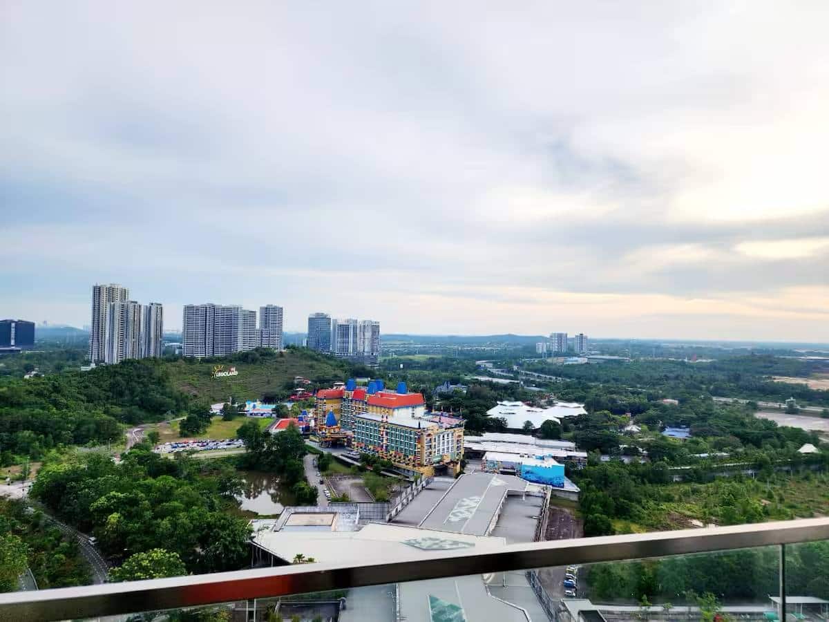 Service Apartment D'Pristine Medini 7