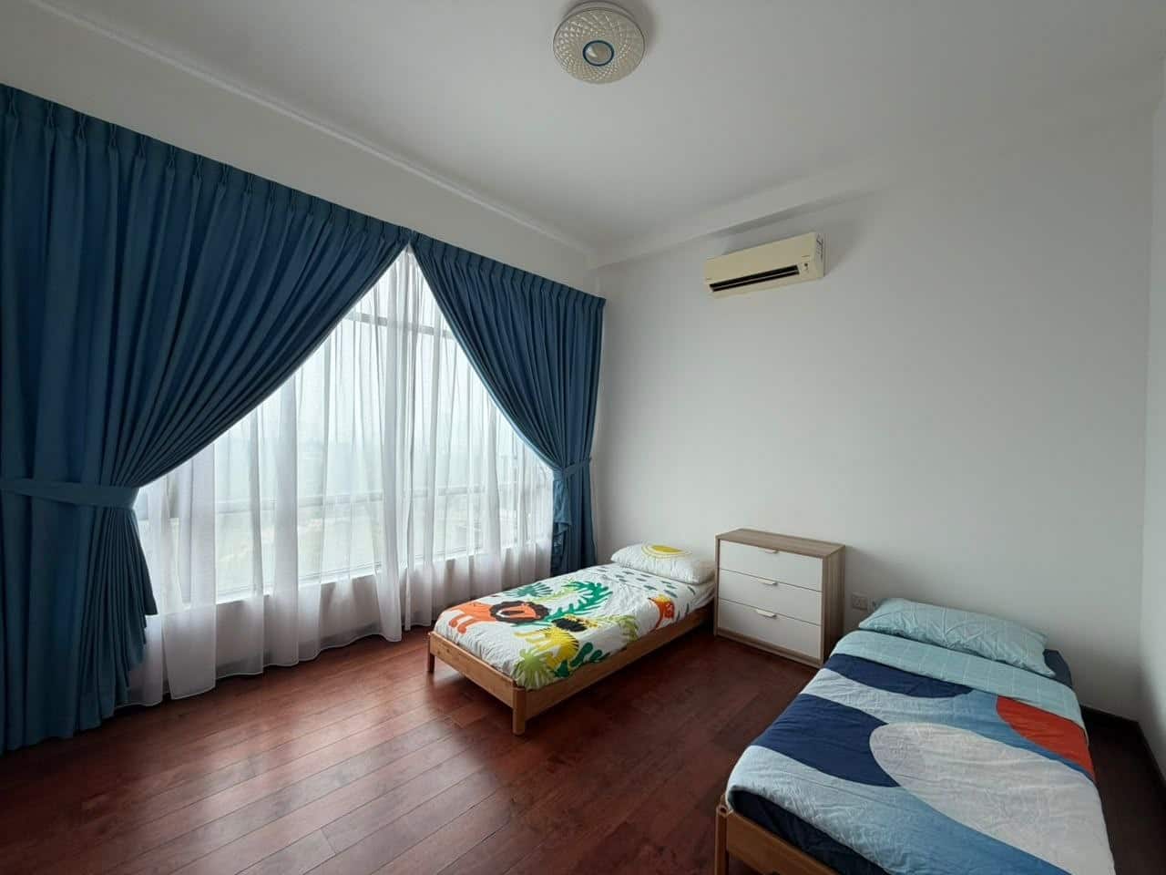 Condominium Molek Regency 6
