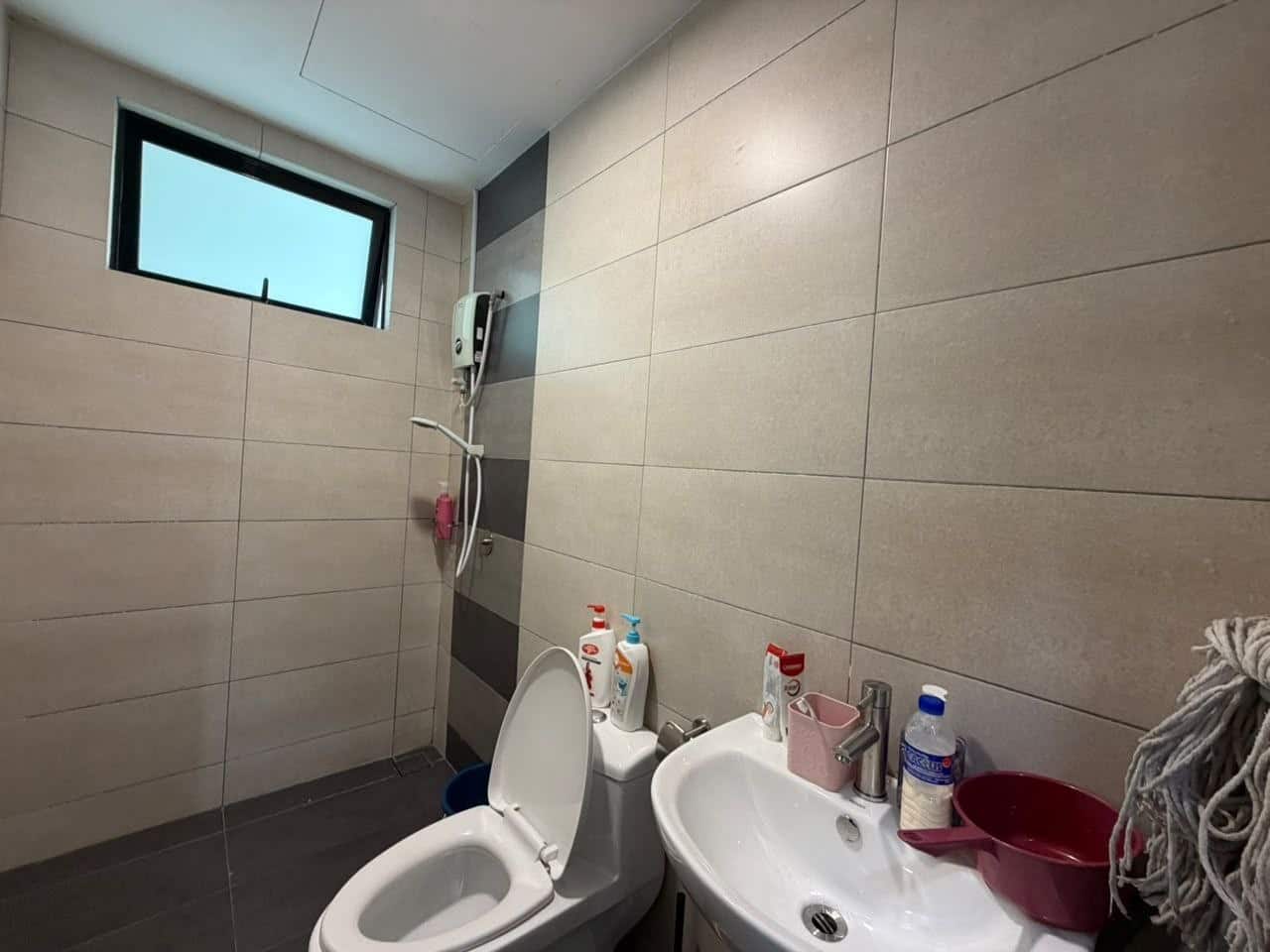 Condominium Molek Regency 10