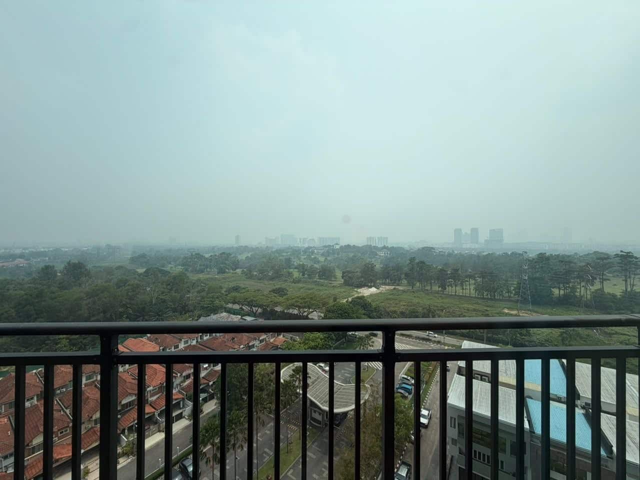 Condominium Molek Regency 11