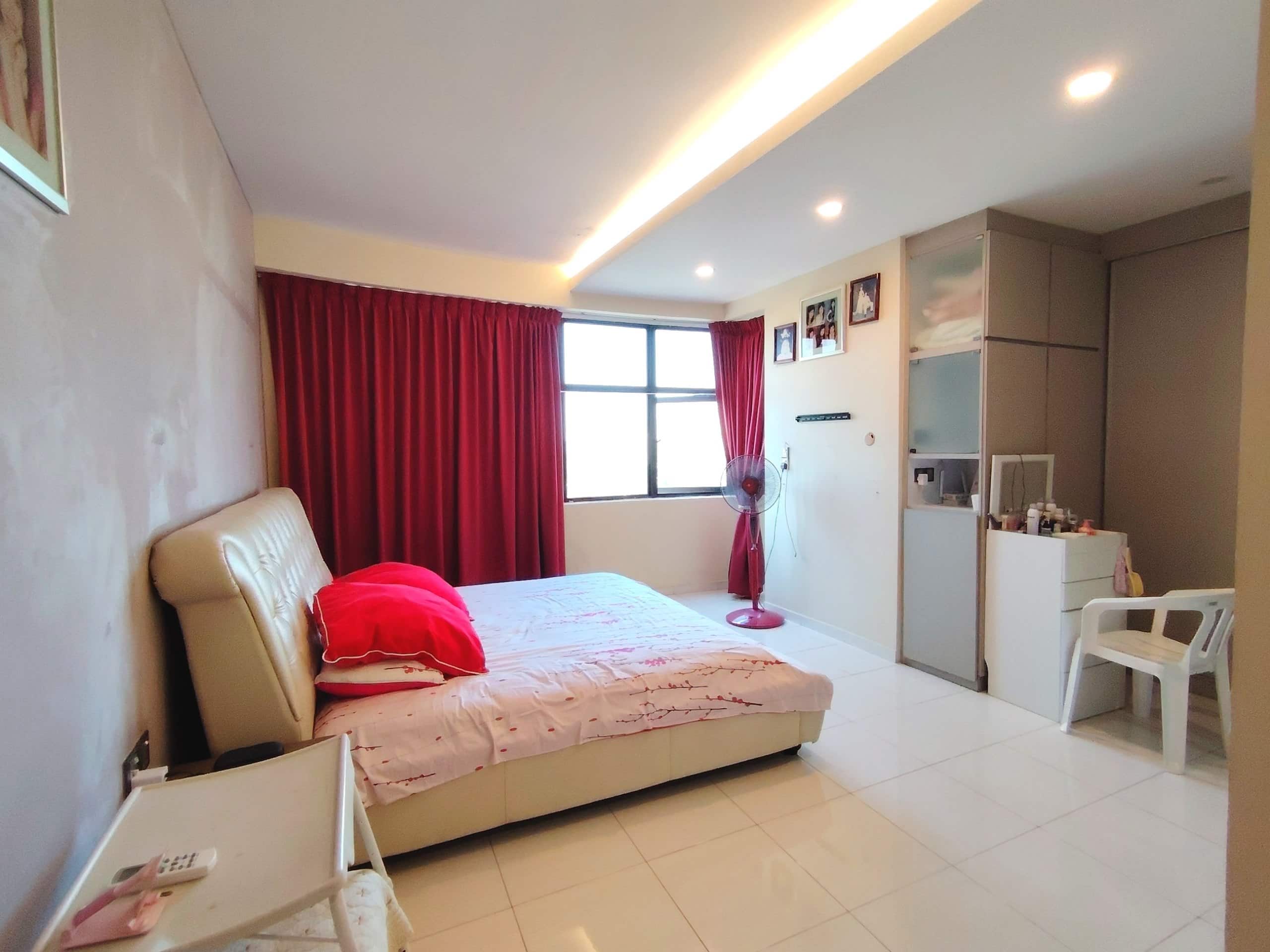 Condominium JB Town 4