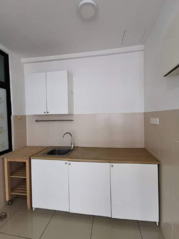 Service Apartment Austin Regency @ Mount Austin 4