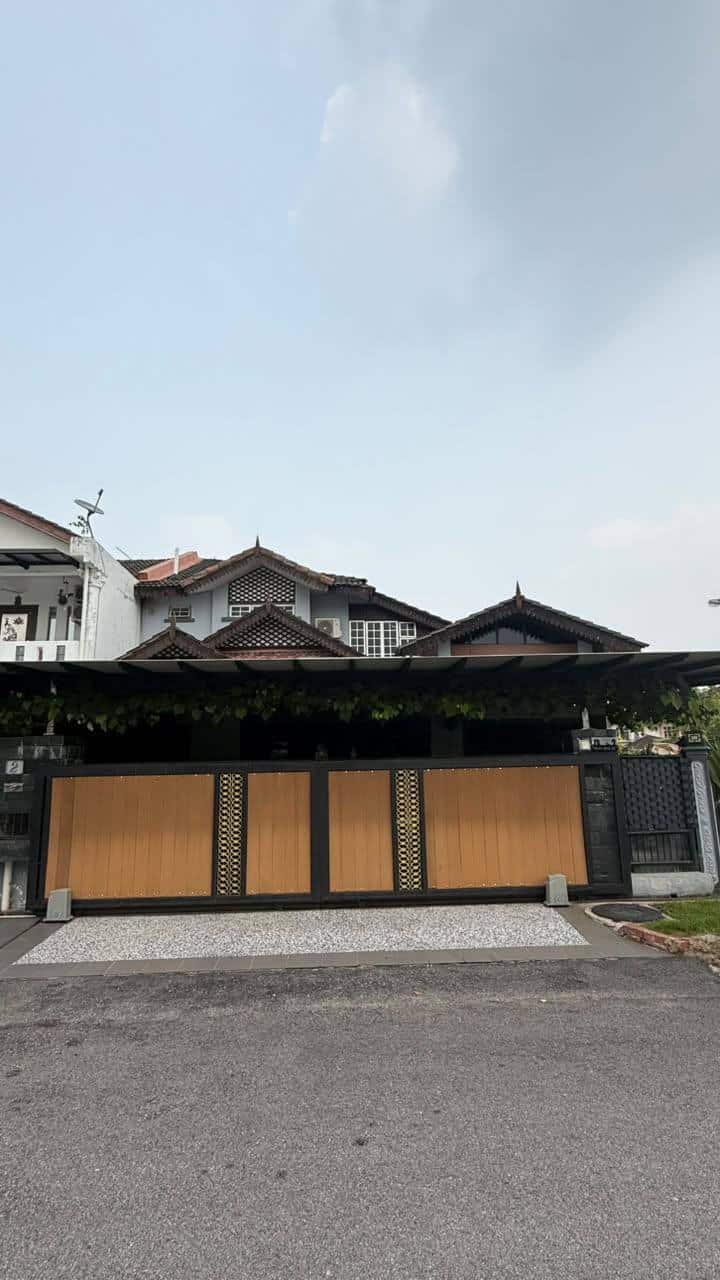 2-Storey Corner Lot Taman Mutiara Rini 4