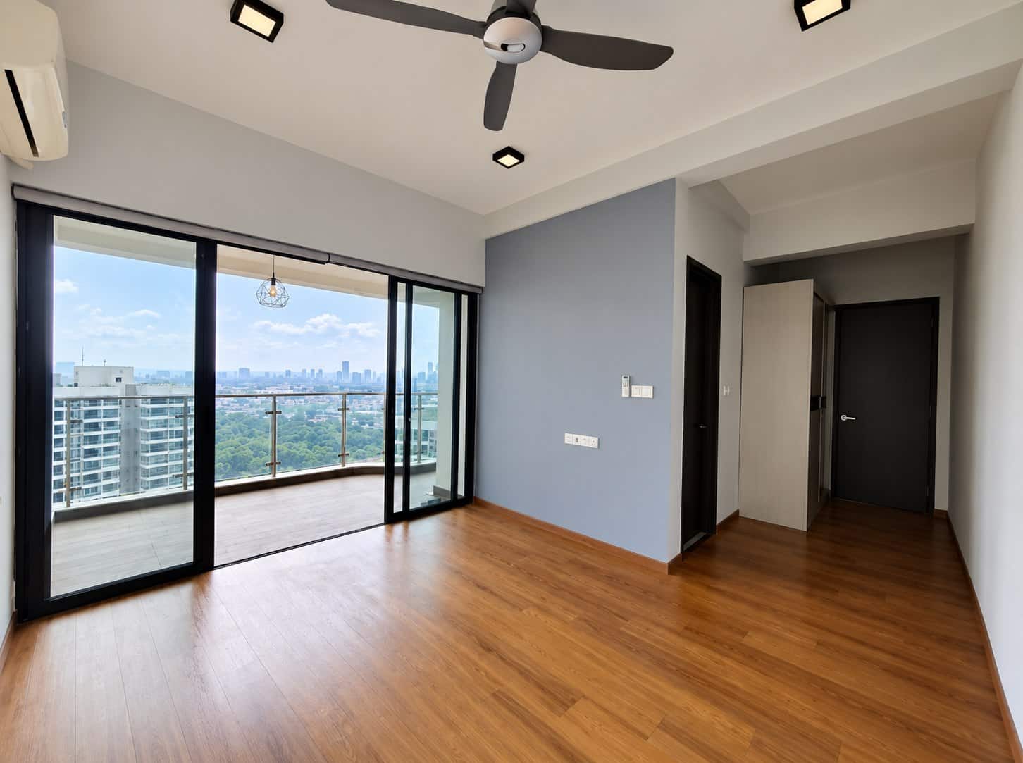 Condo Country Garden Danga Bay 4
